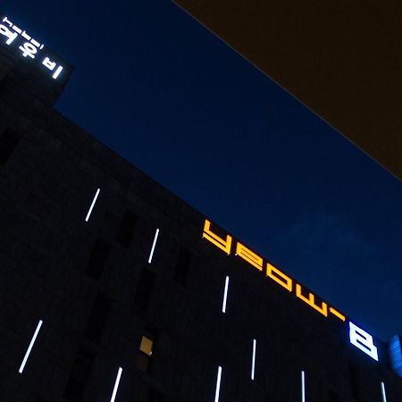 Haeundae Yeoubi Hotel Busan Exterior photo