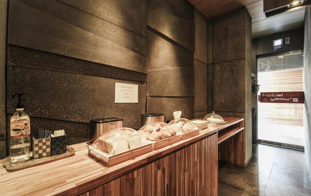 Haeundae Yeoubi Hotel Busan Exterior photo