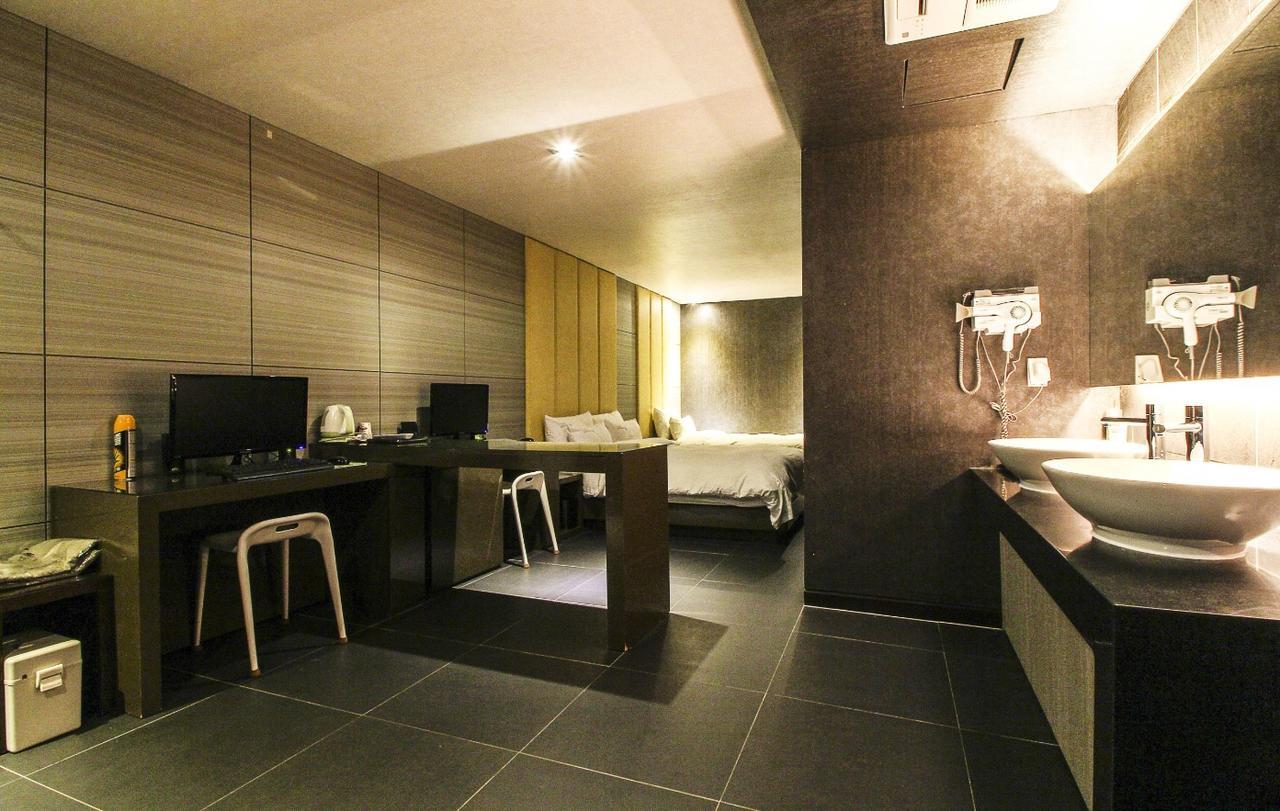 Haeundae Yeoubi Hotel Busan Exterior photo